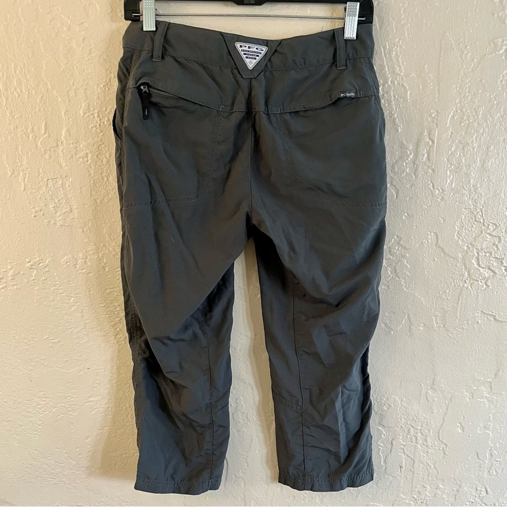Columbia PFG Omni-Shade Grey Capri Pants Size 4
